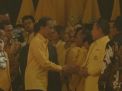 Bahlil Lahadalia Pangling dengan Jokowi yang Kenakan Kemeja Kuning di Penutupan Munas XI Golkar