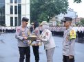 Kapolda Jambi Beri Penghargaan kepada Personel Berprestasi, Dorong Integritas dan Prestasi di Lingkungan Kepolisian