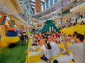 Petualangan Seru Bermain di Inflatable Bouncy Raksasa di PIK Avenue