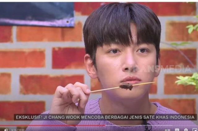 Bikin Heboh, Aktor Korea Ji Chang Wook Minum Jamu Beras Kencur Saat Di Jakarta