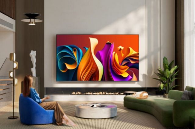 Tonton Keseruan UEFA EURO 2024™ Bersama Televisi Hisense TV QLED 4K Q6N