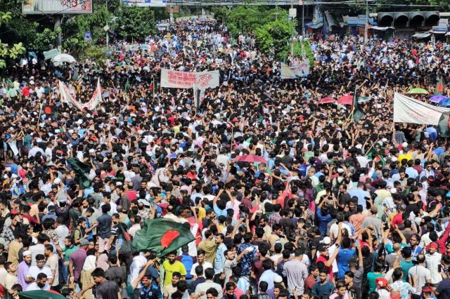 Ketegangan Memuncak di Bangladesh, Mahasiswa Desak Pengunduran Diri Presiden Shahabuddin