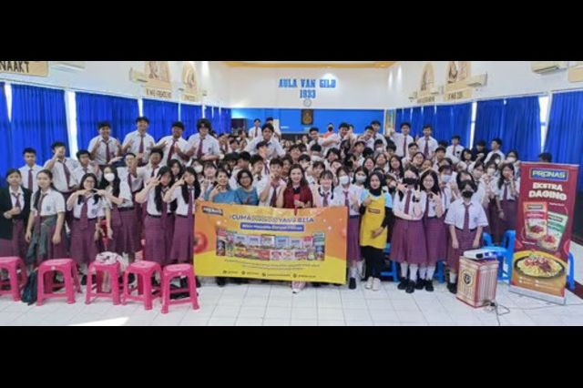 Pelatihan Public Speaking di SMP BUDI MULIA: 4 Teknik Presentasi Efektif Bersama Coach Priska Sahanaya, Pronas, dan Sinotif