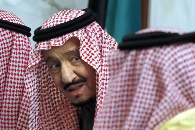 Terbaring Sakit Karena Infeksi Paru-paru, Raja Salman Jalani Tes Medis