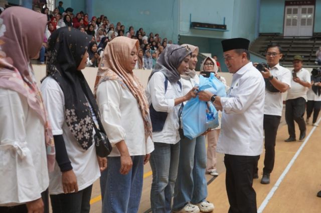 Gubernur Al Haris Dorong Pengusaha Perhatikan Hak Hak Buruh