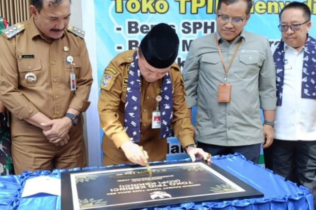 Gubernur Jambi Al Haris Resmikan Toko TPID di Pasar Siulak Kerinci, Upaya Kendalikan Harga Pangan