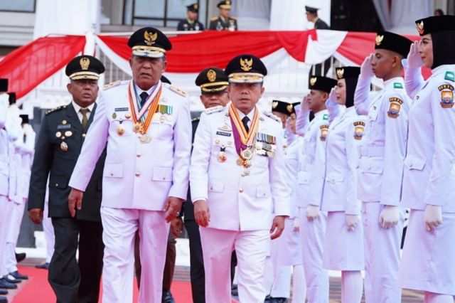 Upacara Penurunan Bendera HUT RI ke-79 : Gubernur Al Haris Ajak Semua Pihak Bersatu Membangun Bangsa