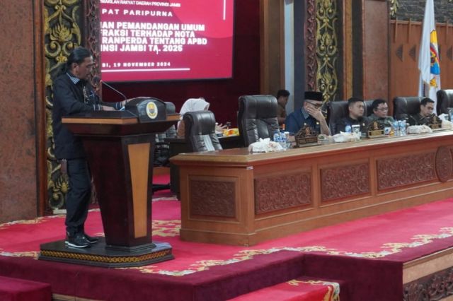 Pj. Gubernur Sudirman Apresiasi Pandangan Fraksi DPRD atas RAPBD 2025