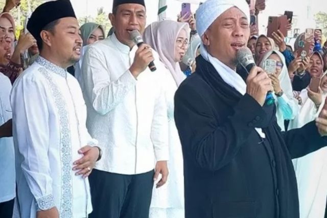 Ribuan Warga Meriahkan Bersholawat dan Doa Bersama dalam Peringatan HUT Kabupaten Batanghari ke-76