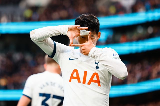 Tottenham Bungkam Everton 4-0: Son Heung-min Bersinar, Bissouma Comeback Gemilang