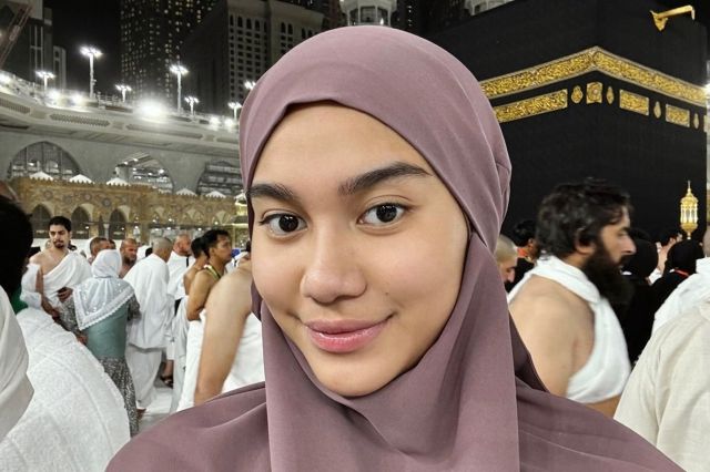 Azizah Salsha Pamer Foto Pakai Jilbab, Pratama Arhan Bilang "Masya Allah"