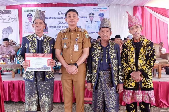 Pj Bupati Bachyuni Harapkan LAM Desa Bisa Melestarikan Tradisi dan Adat Istiadat yang Berlaku