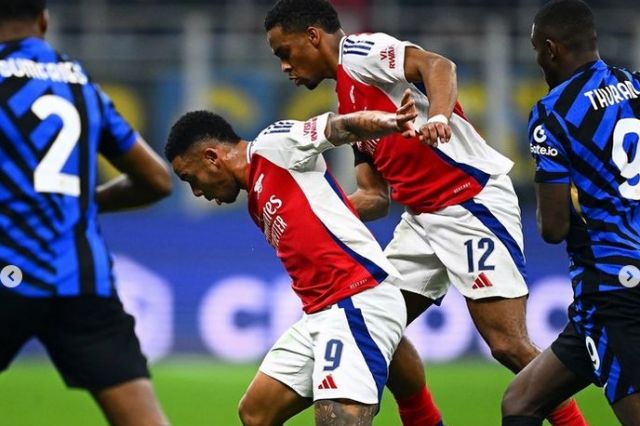 Arsenal Takluk dari Inter Milan 1-0 di San Siro pada Laga Keempat Liga Champions UEFA