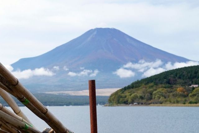 Jepang Memanas, Warga Keluhkan Salju Tak Kunjung Turun di Gunung Fuji