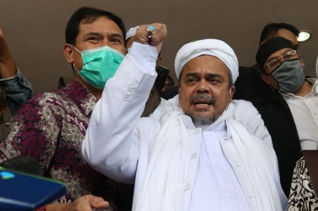 Istana Buka Suara, Jokowi Digugat Habib Rizieq Dkk Rp 5.246 Trilliun