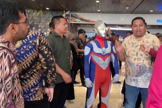 Jamaludin Malik Ungkap Alasan Di Balik Kostum Ultraman di Pelantikan Anggota DPR RI