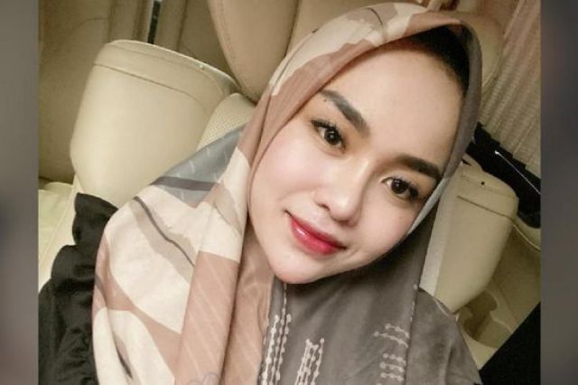 Meski Sudah Bebas, Ini Alasan Medina Zein Belum Temui Anak