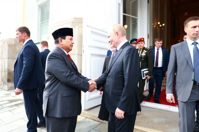 Puji-puji Rusia, Menhan Prabowo: Jasanya dalam Pembangunan Indonesia Sangat Besar