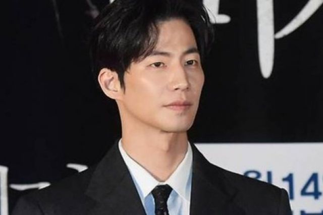 Kabar Duka, Aktor Korea Selatan Song Jae Rim Meninggal Dunia