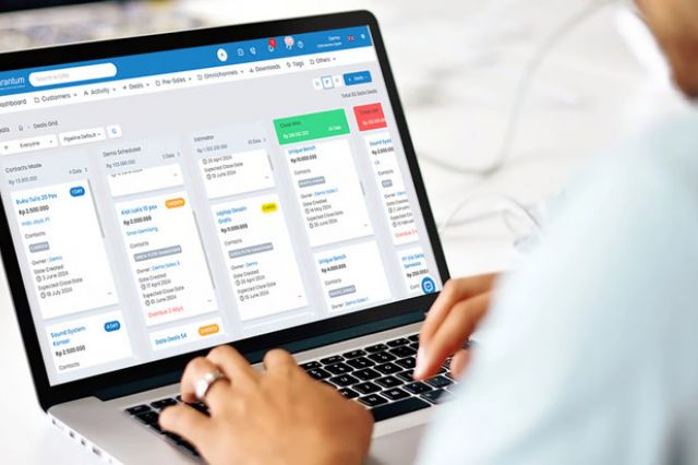 Pebisnis Wajib Tau! Ini 8 Kelebihan Barantum Dibandingkan Vendor CRM Lainnya