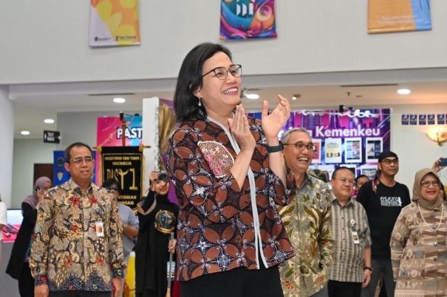 Sri Mulyani Dipanggil Merapat ke Rumah Prabowo, Jadi Menteri Keuangan Lagi?