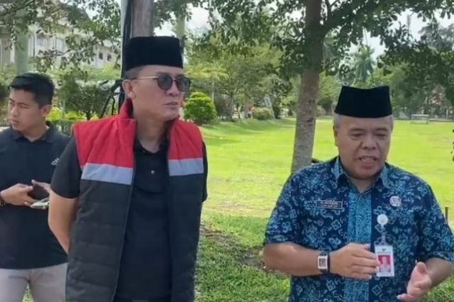 Wakili Gubernur Jambi, Staf Ahli dan Kadis Kominfo Sambut Kepulangan Mahasiswa Jambi